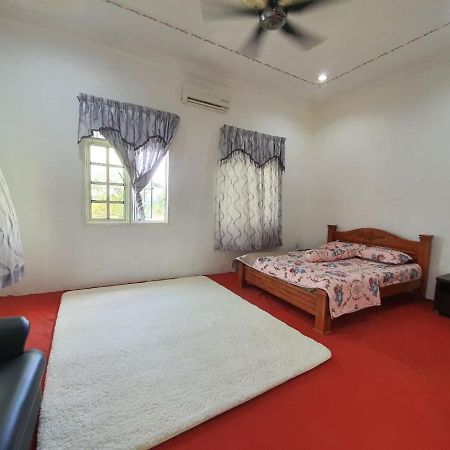 Oyo 90404 Hotel Z Dirgahayu 313 Pasir Mas Luaran gambar