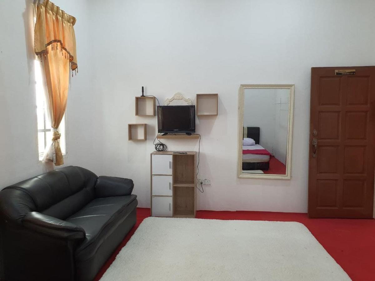Oyo 90404 Hotel Z Dirgahayu 313 Pasir Mas Luaran gambar