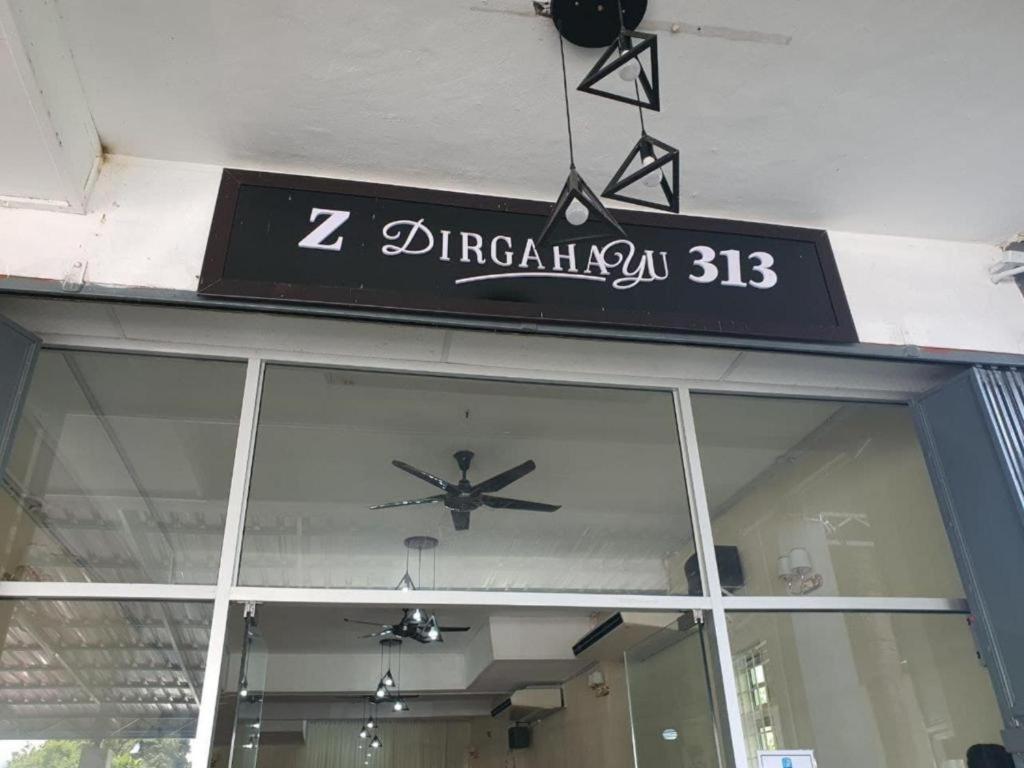 Oyo 90404 Hotel Z Dirgahayu 313 Pasir Mas Luaran gambar