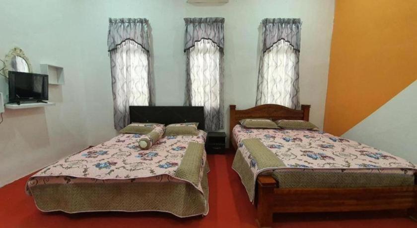 Oyo 90404 Hotel Z Dirgahayu 313 Pasir Mas Luaran gambar