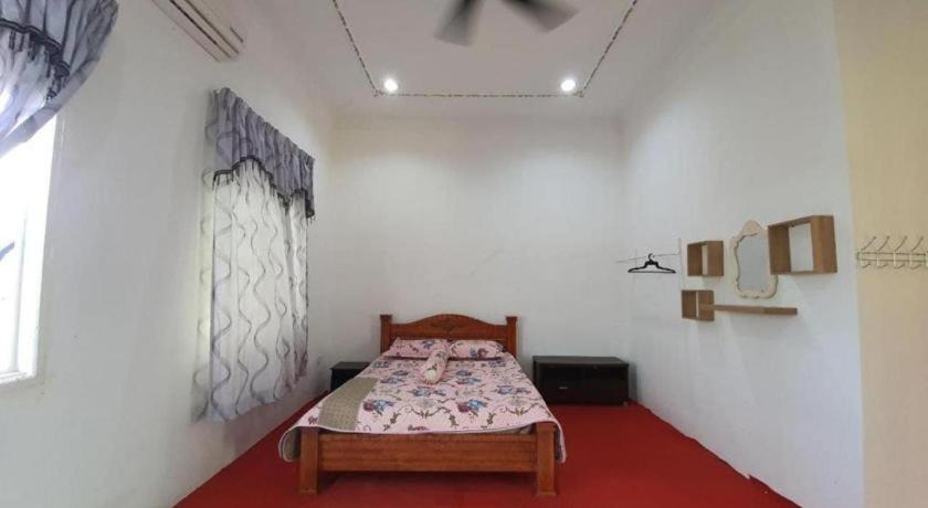 Oyo 90404 Hotel Z Dirgahayu 313 Pasir Mas Luaran gambar