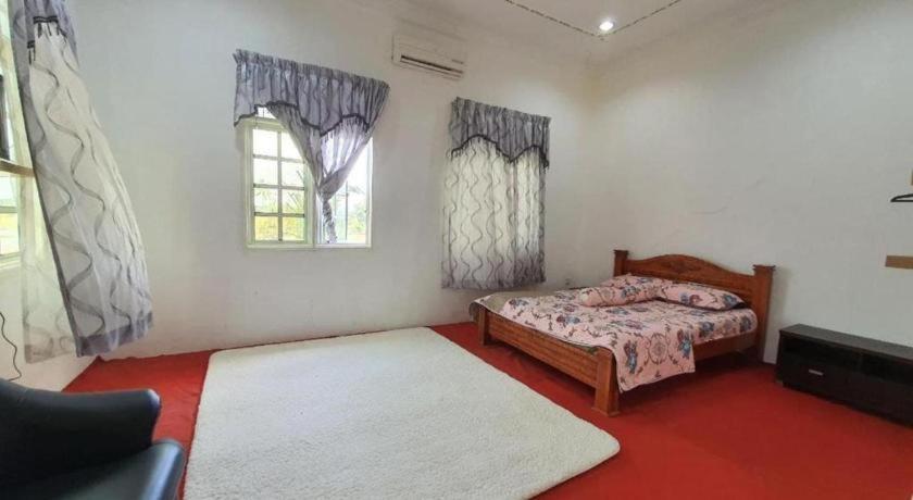 Oyo 90404 Hotel Z Dirgahayu 313 Pasir Mas Luaran gambar
