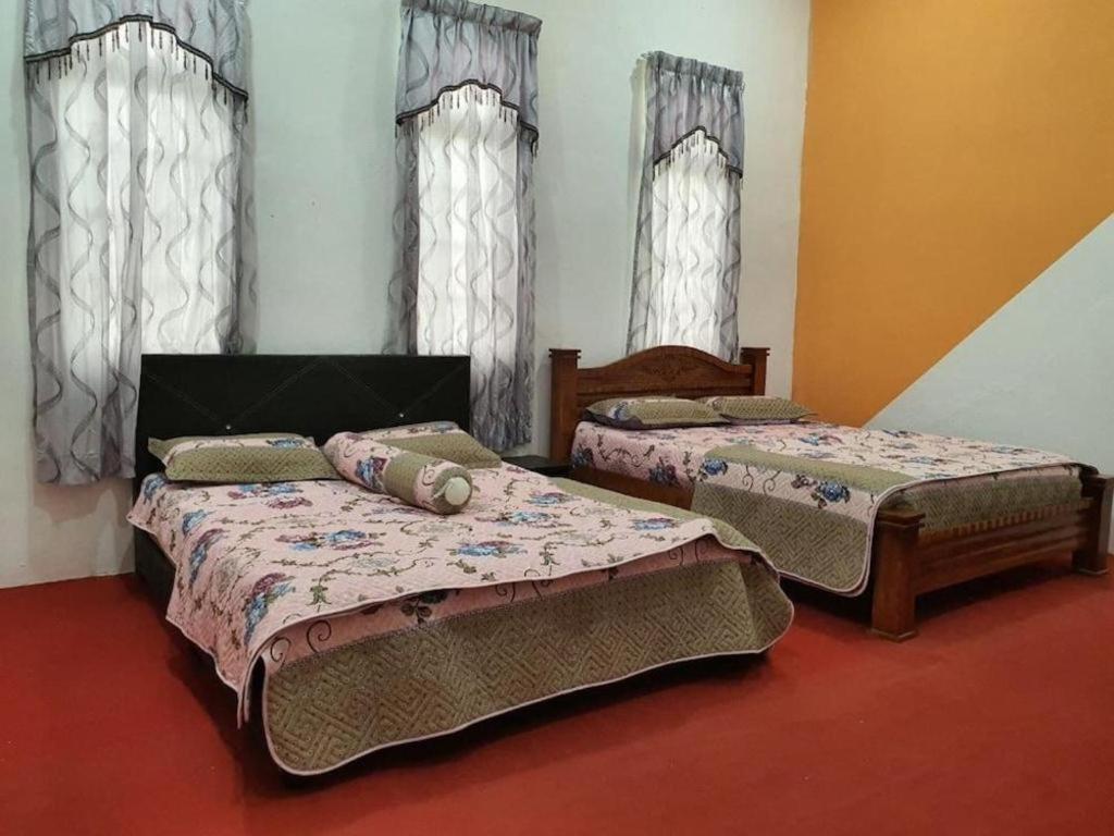 Oyo 90404 Hotel Z Dirgahayu 313 Pasir Mas Luaran gambar